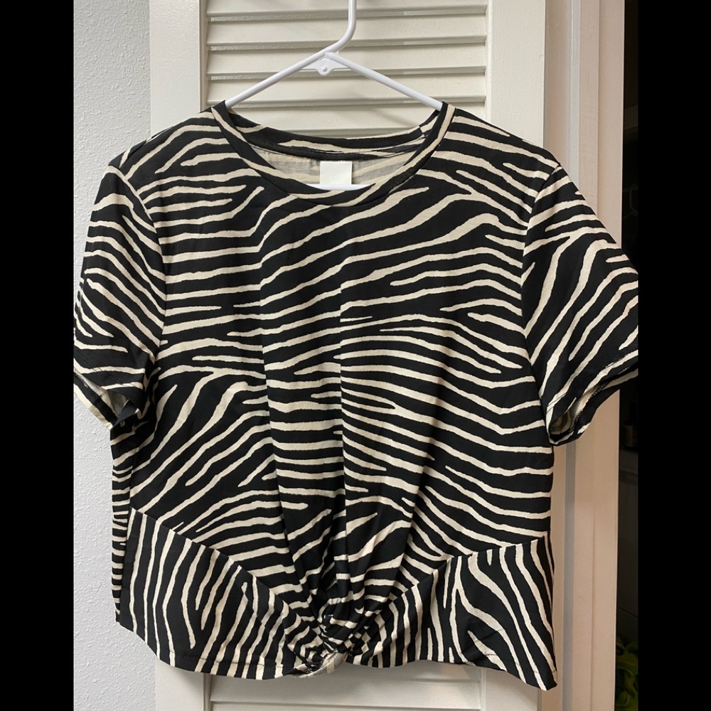 🖤H&M • black & white top • L • EUC